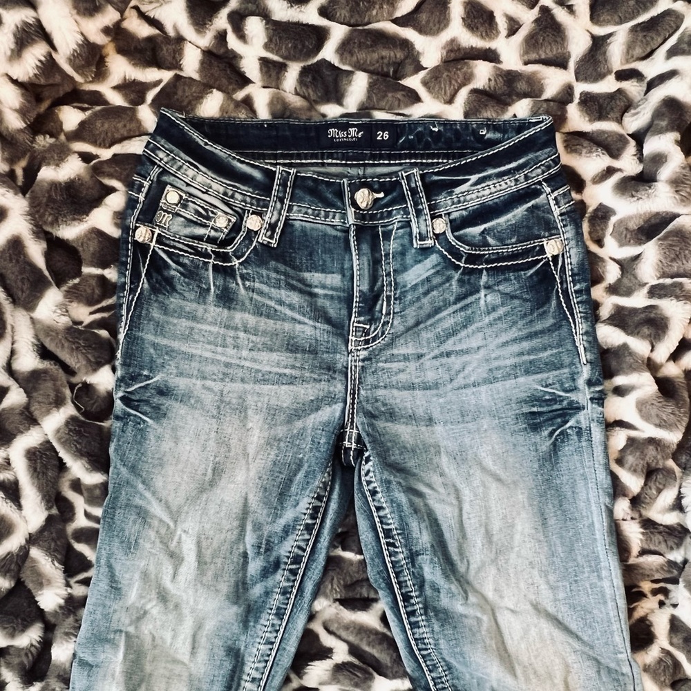 Miss Me Jeans 😇 - Picture 2 of 8